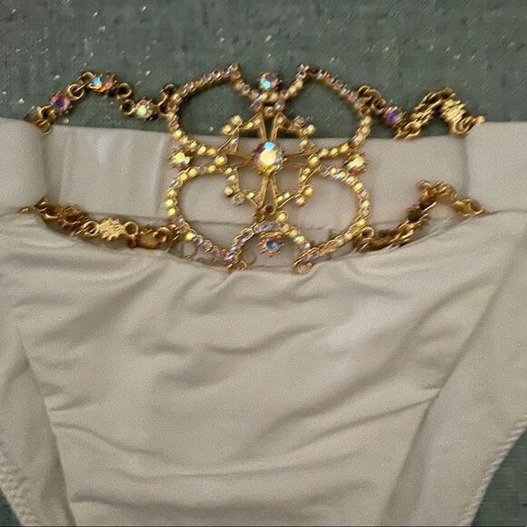 Beach Bunny Bikini Bottom - Picture 5 of 7